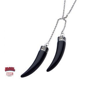 Women’s black panther claw pendant necklace